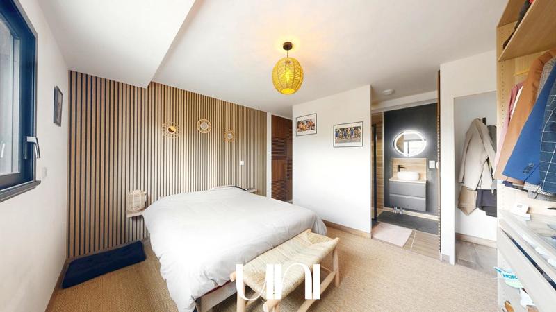 Maison - 137 m² - 5 pièces