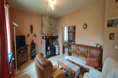 Maison - 85 m² - 7 pièces