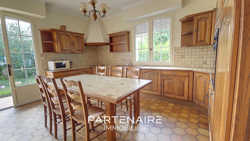 Maison - 143 m² - 5 pièces