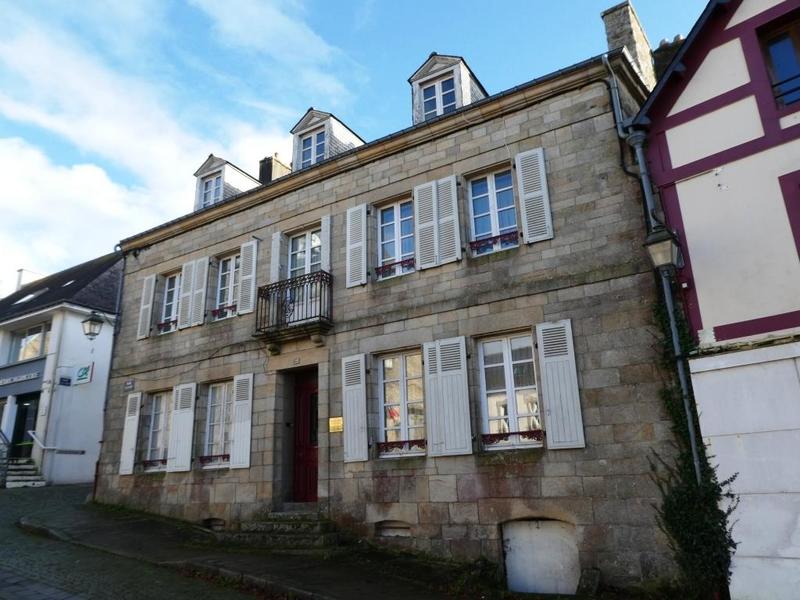 Maison bourgeoise - 310 m² - 8 pièces