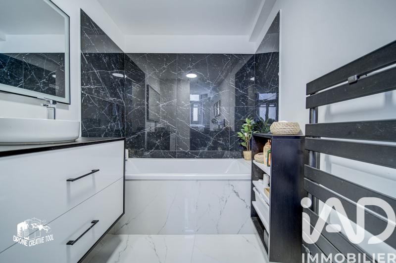 Appartement - 150 m² - 6 pièces