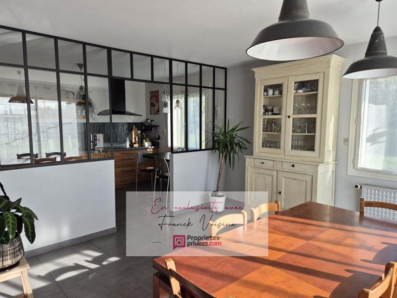 Maison - 102 m² - 7 pièces