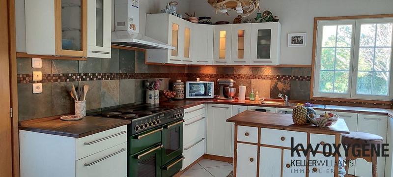 Maison - 140 m² - 5 pièces