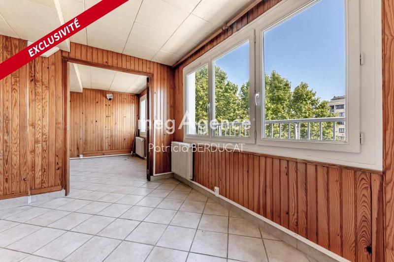 Appartement - 119 m² - 7 pièces