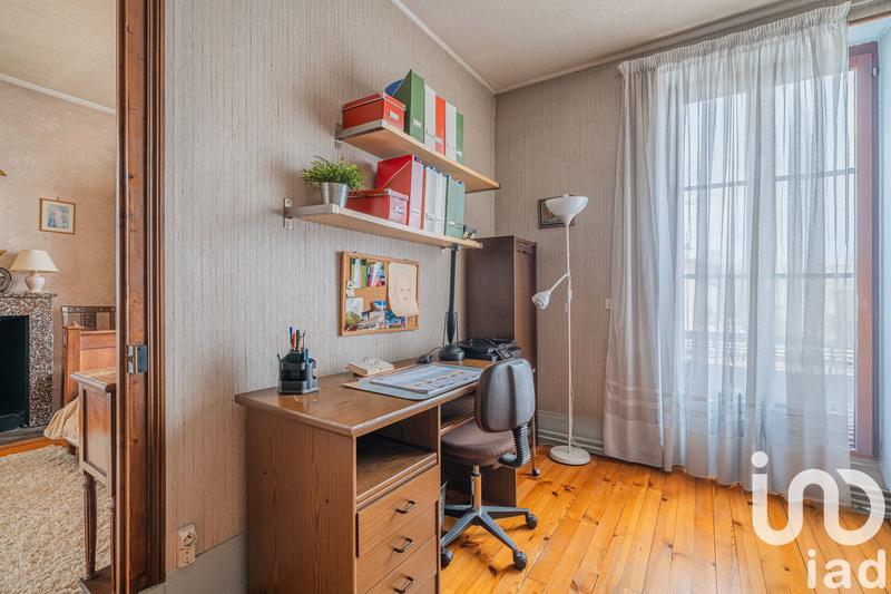 Maison - 214 m² - 6 pièces