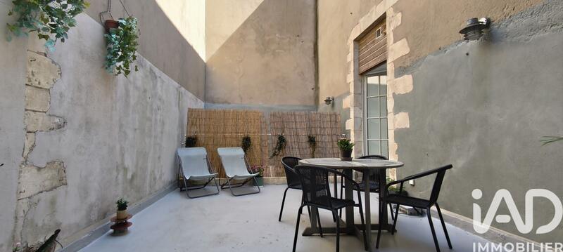 Maison de ville - 221 m² - 9 pièces