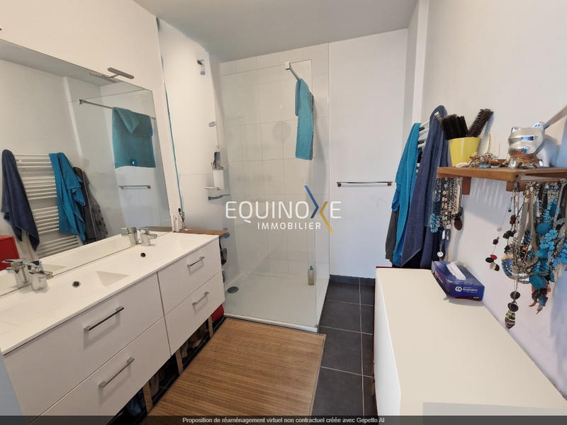 Appartement - 103 m² - 5 pièces