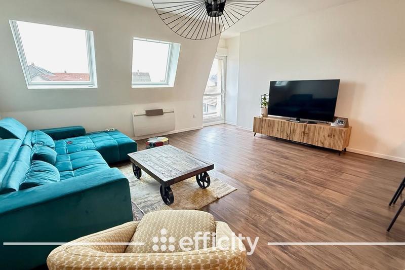 Appartement - 100 m² - 3 pièces