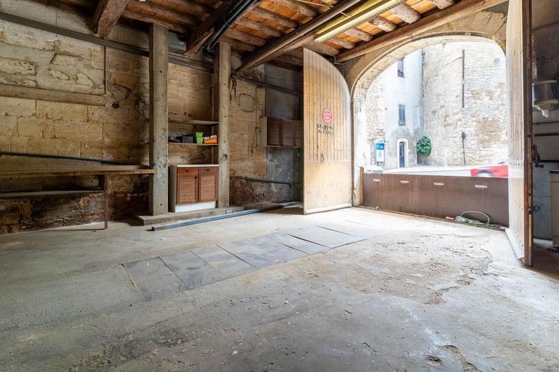 Maison ancienne - 188 m² - 11 pièces