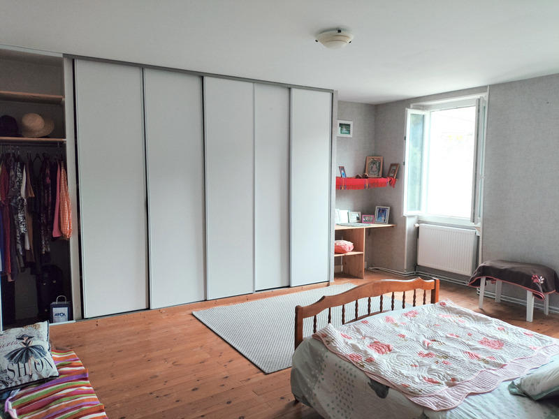 Maison - 205 m² - 6 pièces