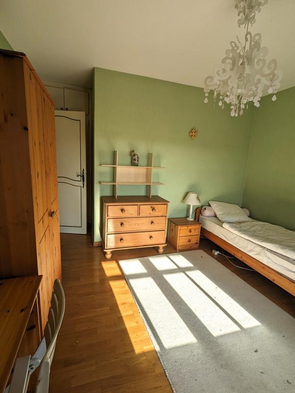 Maison - 260 m² - 6 pièces