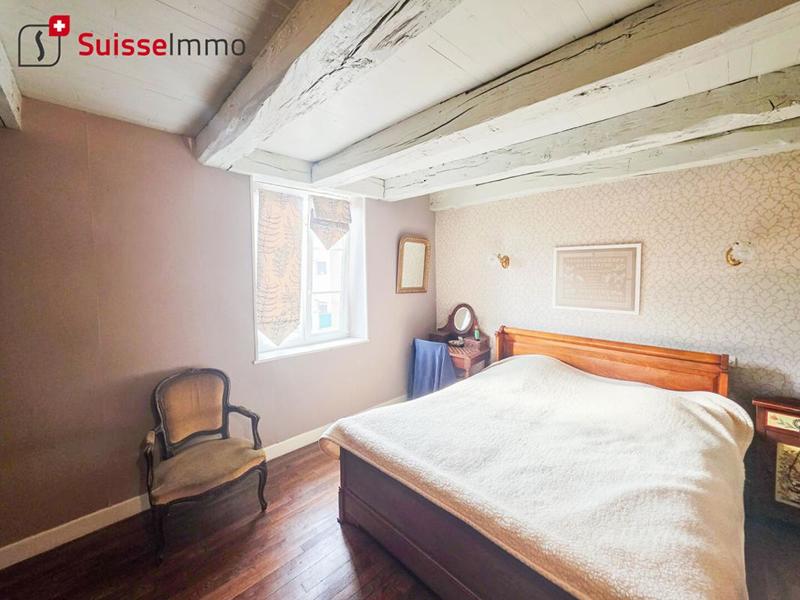 Propriété - 330 m² - 10 pièces
