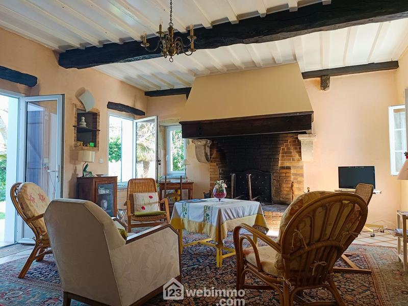 Maison - 215 m² - 7 pièces