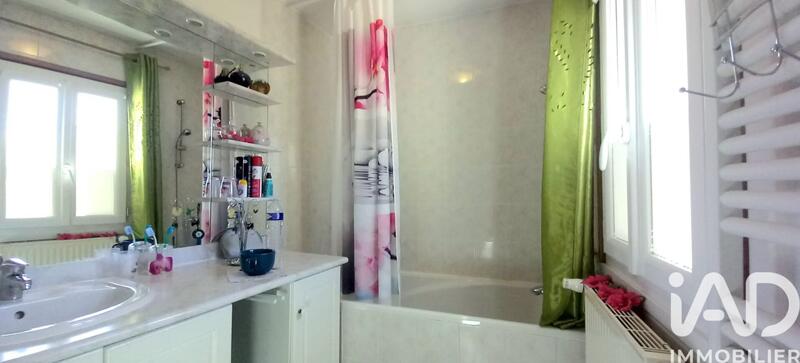 Maison de village - 134 m² - 6 pièces