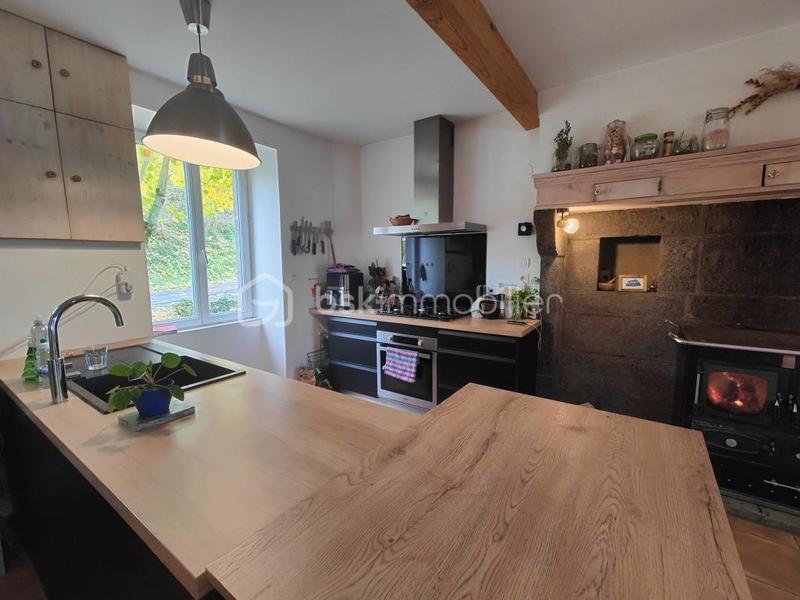 Maison - 150 m² - 7 pièces