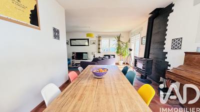 Maison - 142 m² - 6 pièces