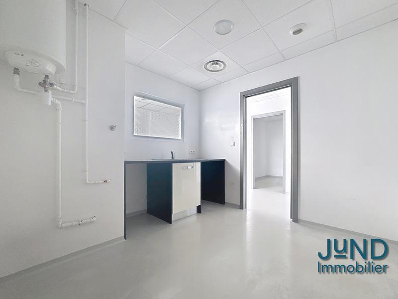 Local d'activités - 123 m²