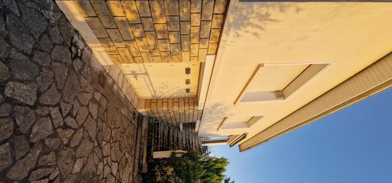 Maison - 107 m² - 7 pièces