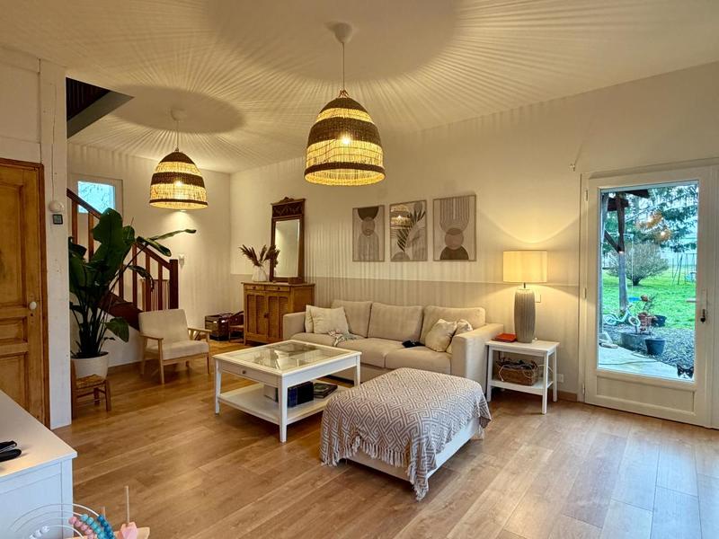 Maison - 162 m² - 5 pièces