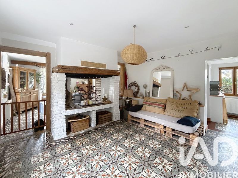 Maison - 225 m² - 7 pièces