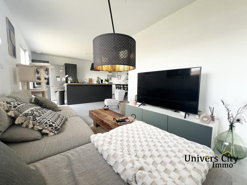 Maison contemporaine - 91 m² - 5 pièces