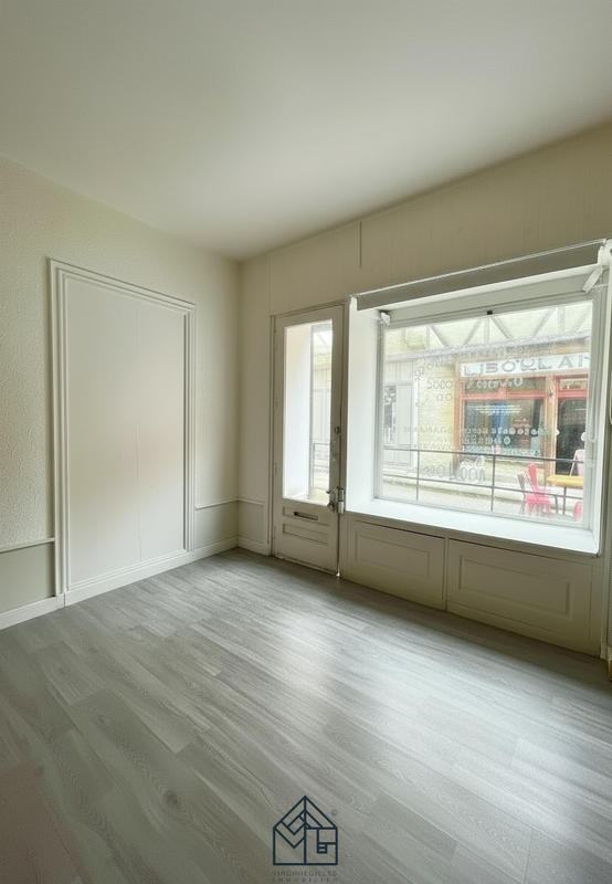 Local commercial - 18 m²