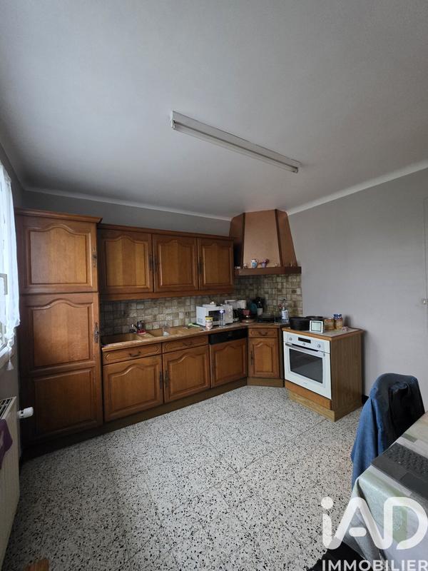 Maison - 90 m² - 4 pièces