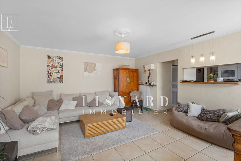 Maison - 262 m² - 10 pièces