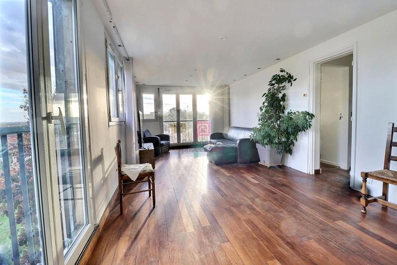 Appartement - 67 m² - 4 pièces