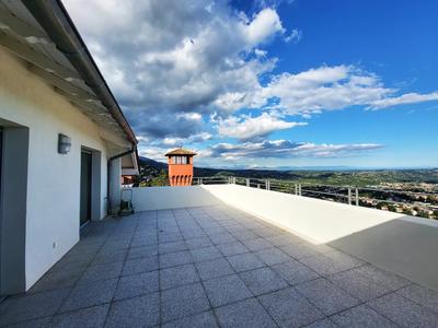 Duplex - 71 m² - 4 pièces