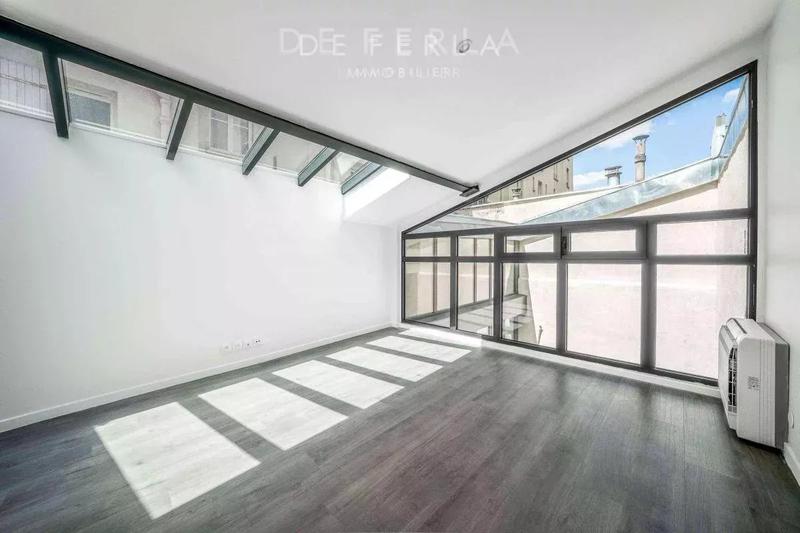 Appartement - 200 m² - 5 pièces