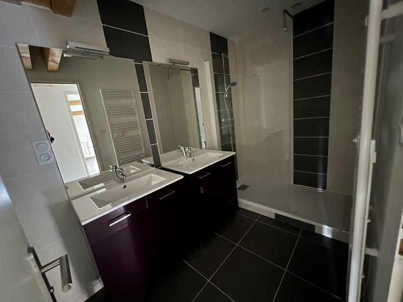 Appartement - 80 m² - 4 pièces