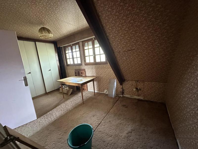 Maison - 152 m² - 7 pièces