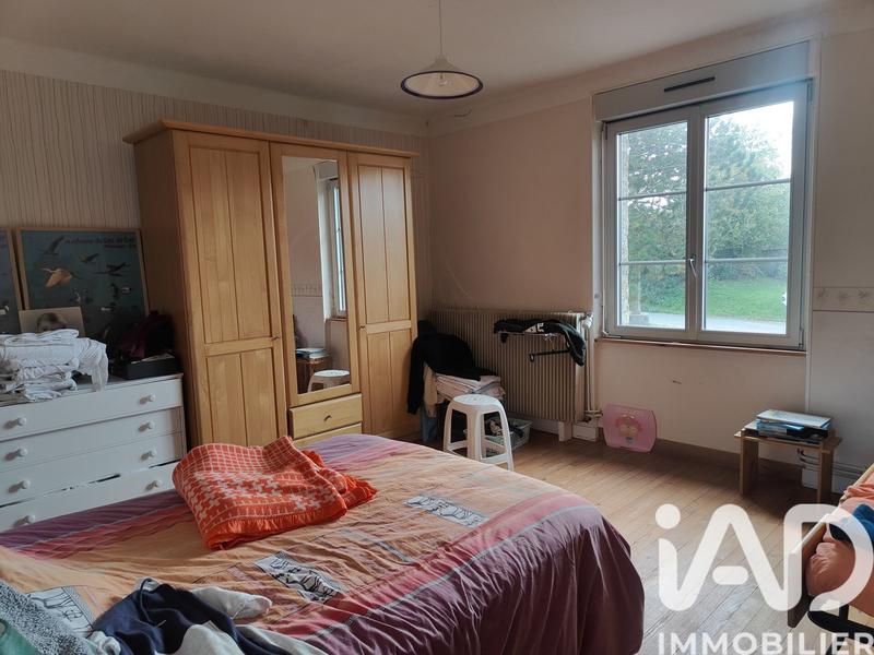 Maison - 122 m² - 9 pièces