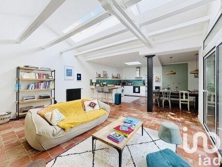 Maison - 258 m² - 8 pièces