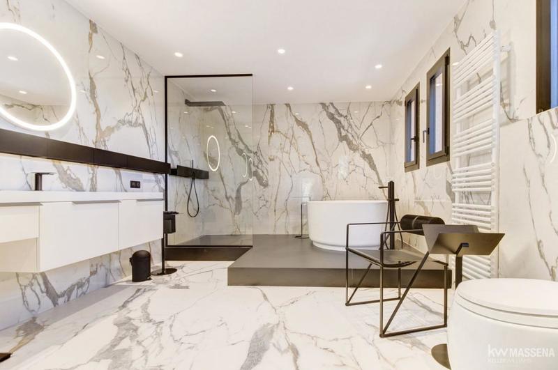 Demeure - 465 m² - 9 pièces