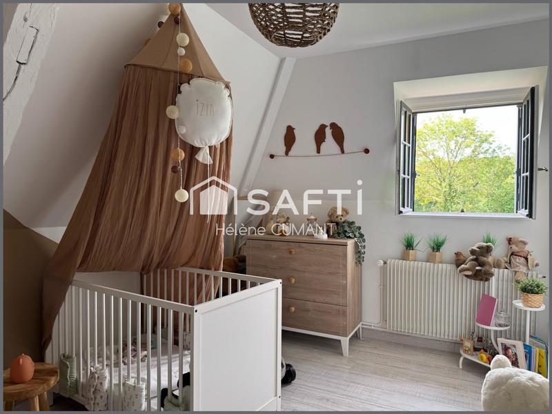 Maison - 245 m² - 9 pièces