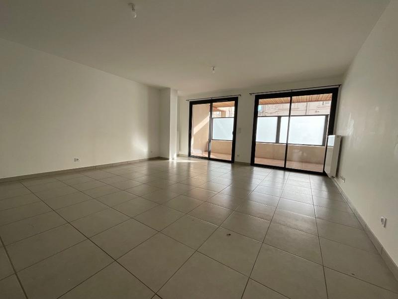 Appartement - 60 m² - 2 pièces