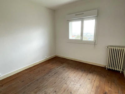 Appartement - 81 m² - 4 pièces