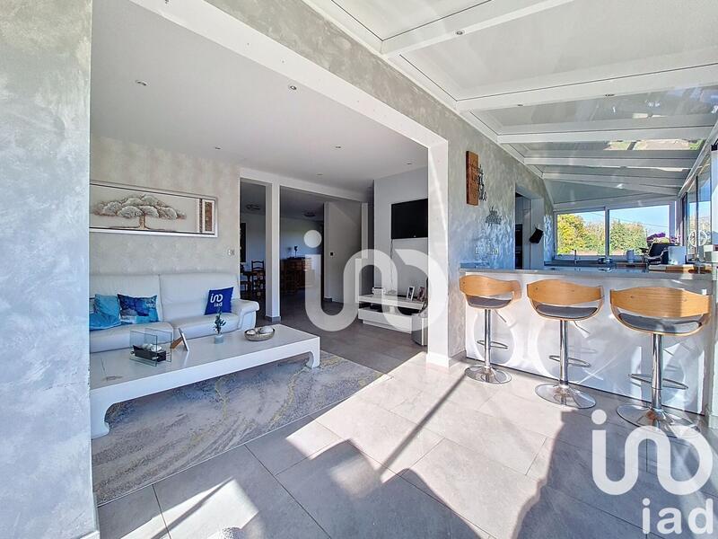 Maison - 193 m² - 6 pièces