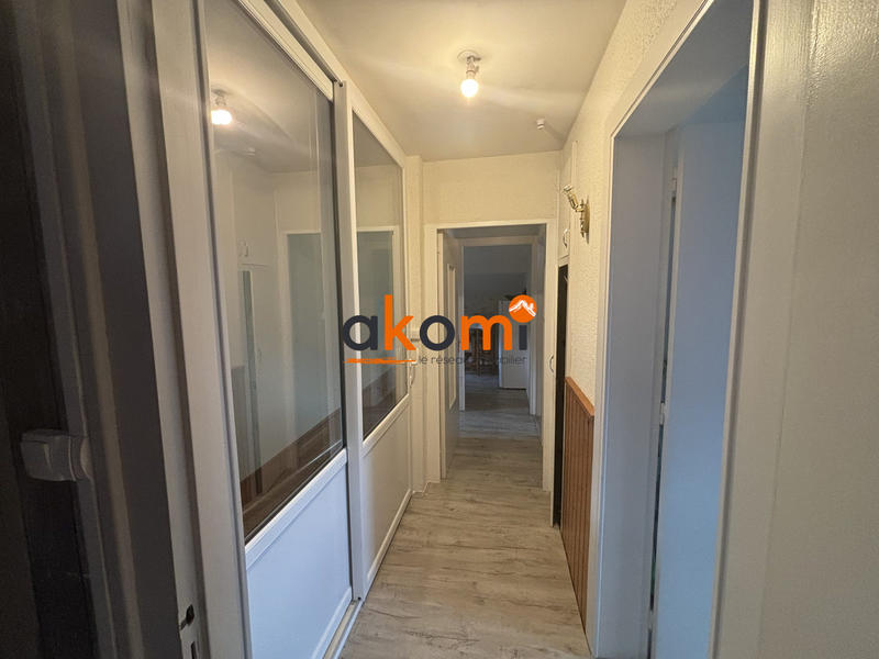 Maison traditionnelle - 145 m² - 7 pièces