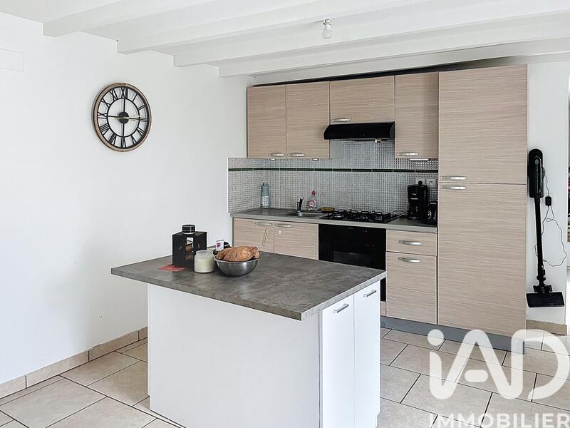 Maison - 93 m² - 4 pièces