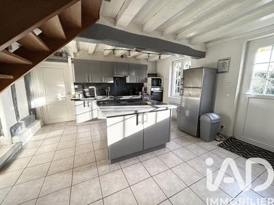 Maison - 131 m² - 6 pièces