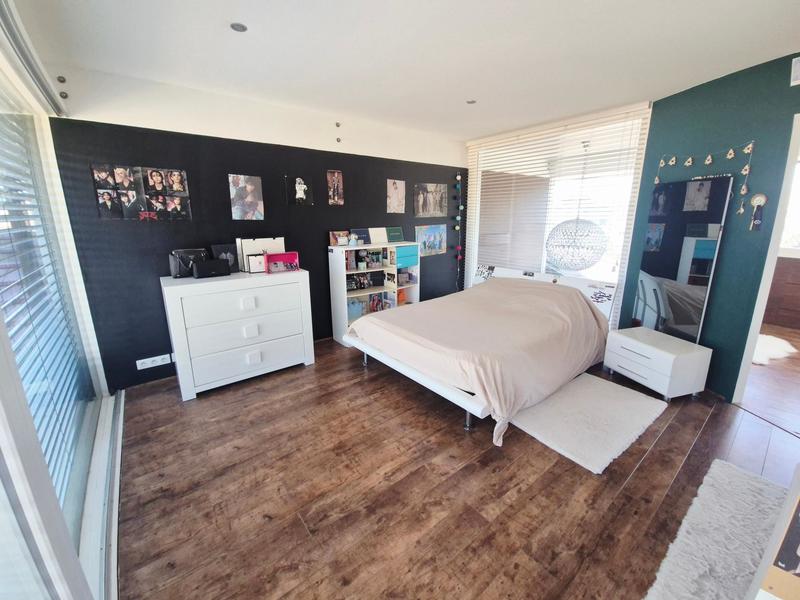 Maison - 229 m² - 6 pièces