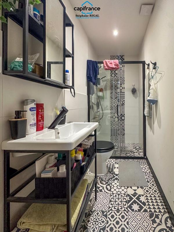 Propriété - 190 m² - 8 pièces