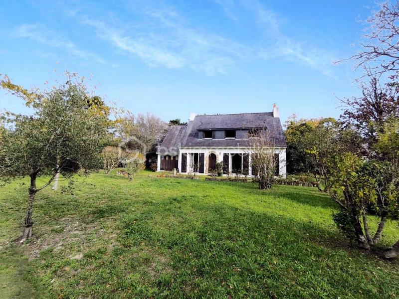 Maison - 111 m² - 5 pièces