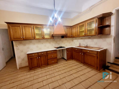 Maison de village - 254 m² - 6 pièces