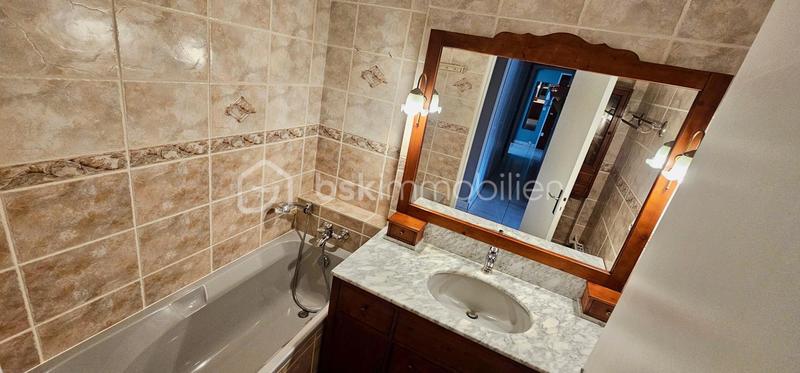 Appartement - 94 m² - 5 pièces