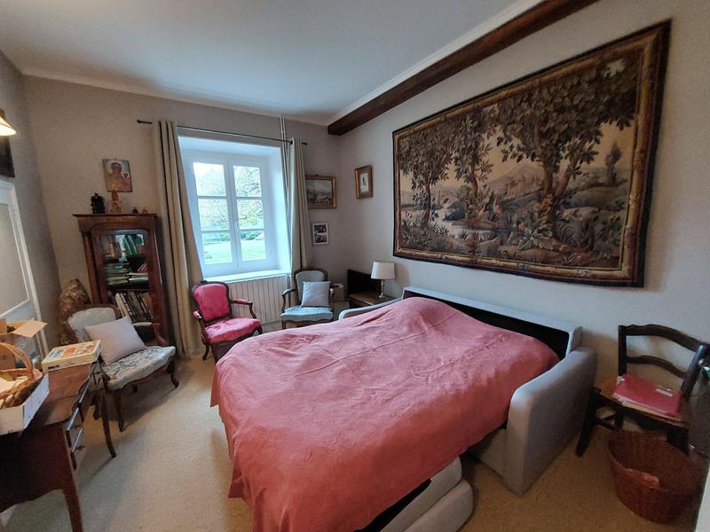 Maison - 301 m² - 10 pièces