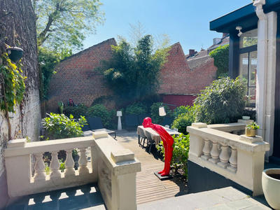 Maison - 214 m² - 7 pièces